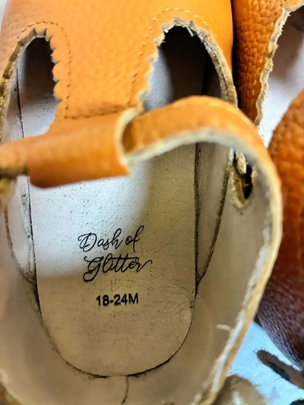 Dash of Glitter orange pebbled
